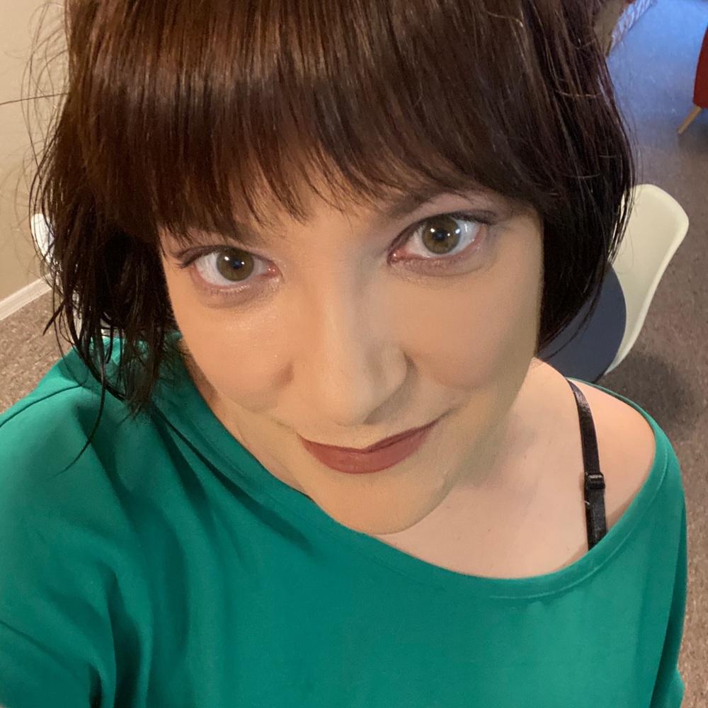 Meet your Posher, Gabrielle